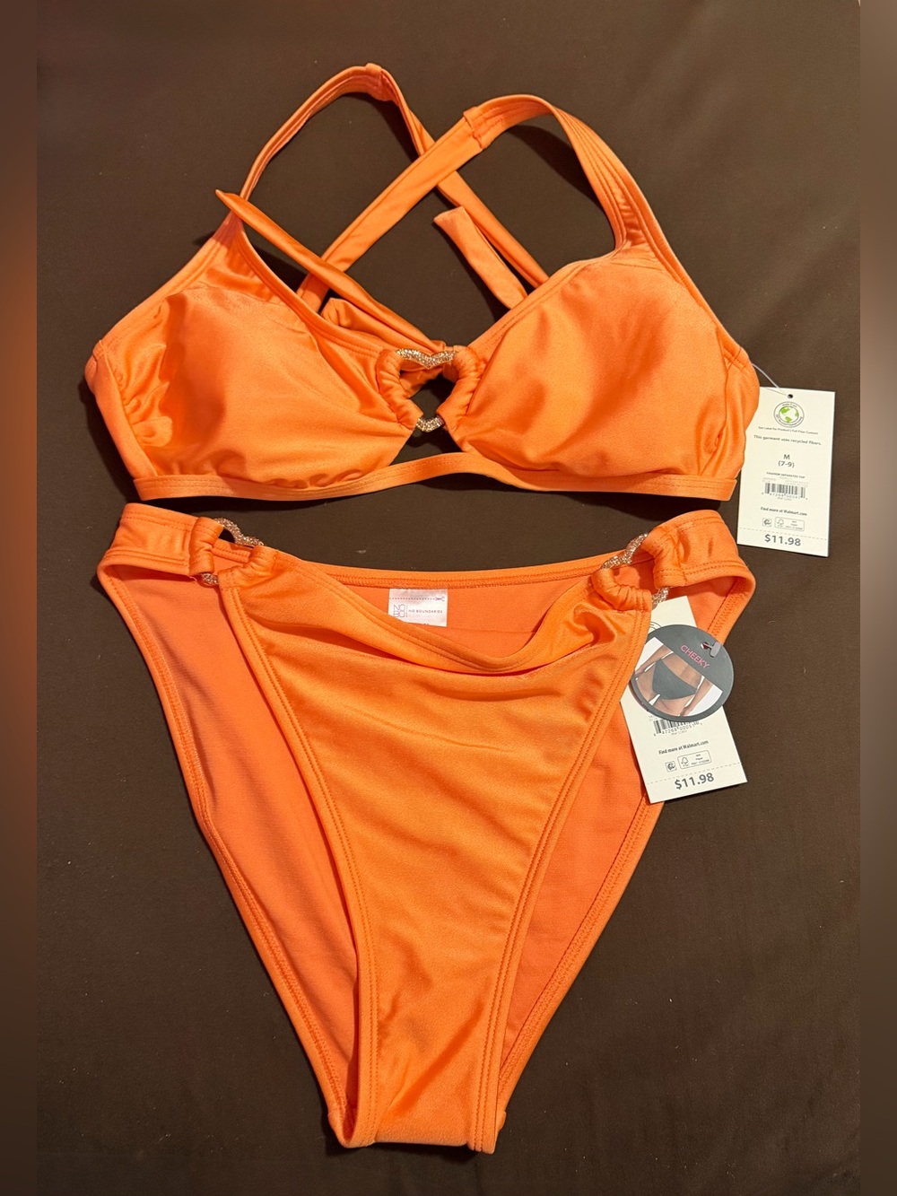 NWT. JUNIORS MEDIUM Orange Bikini Set with Heart Ring Details